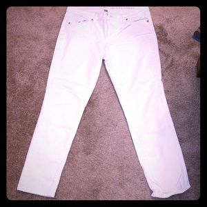 New York & Company skinny ankle white pants size 6